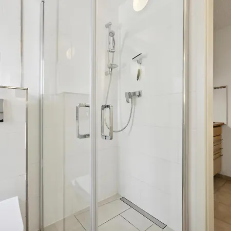 公寓 1 Bedroom Lovely In