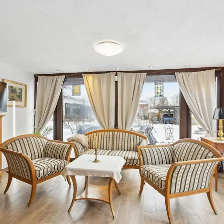 公寓 1 Bedroom Lovely In