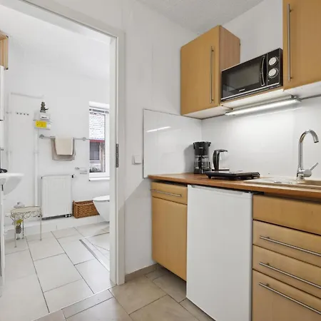公寓 1 Bedroom Lovely In Zirchow