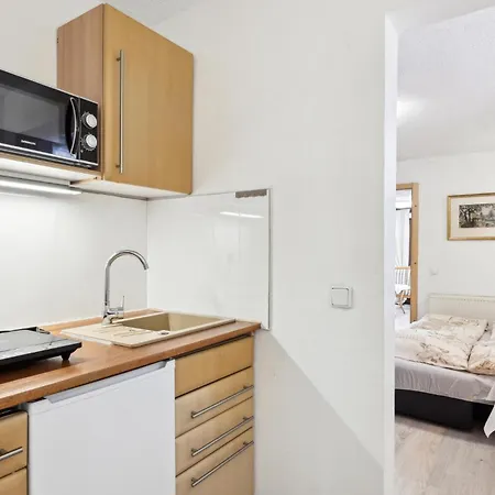 1 Bedroom Lovely In *