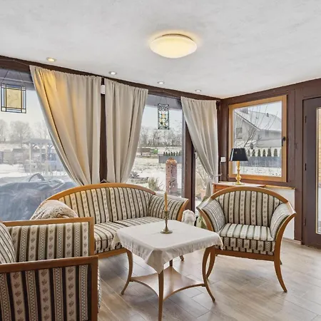 1 Bedroom Lovely In *